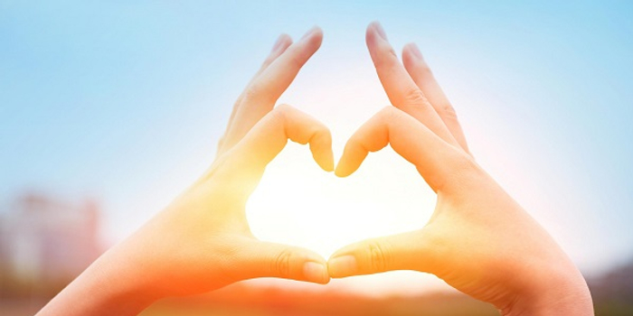 手语服务覆盖上海建行所有网点 爱的牵手助残