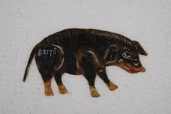 中国、漢加彩猪 中国、漢加彩猪