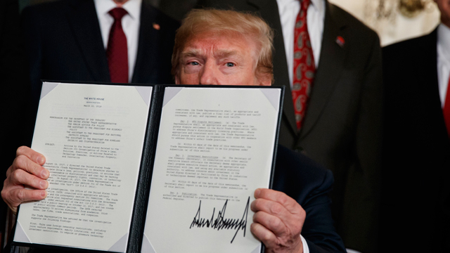 特朗普22日签署备忘录将对中国商品大规模征收关税