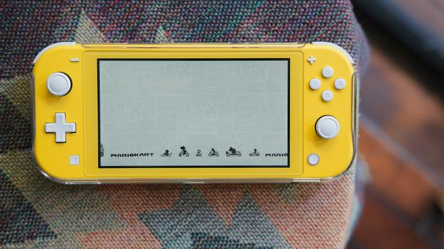 减配不少也能喊出「真香」:我为什么选择 Nintendo Switch Lite