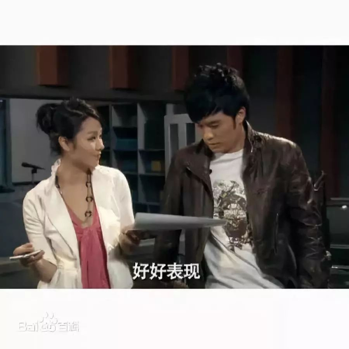还记得《爱情公寓》里的lisa榕吗?她现在长这样啦!