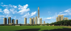 图为建设中的天津高银金融117大厦。