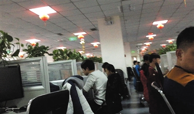 　　2015年12月29日下午，北京朝阳区嘉禾文化大厦6楼，北京智者创新网络技术有限公司办公大厅，数百名员工在此办公。在这里，大部分员工以“咨询医生”身份，从事“网络医托”。