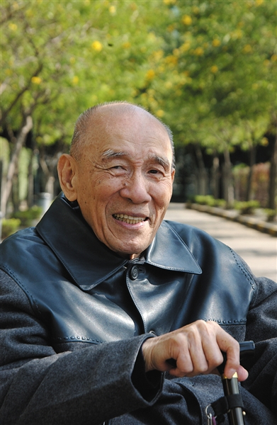 中国改革开放事业的重要探索者袁庚昨日因病去世，终年99岁。图/CFP