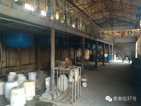 天津宜维盛科技有限公司厂房内，大部分设备已经停止使用。