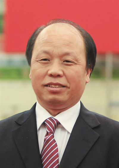 巨晓林