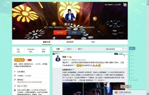 4月9日，黄渤发微博（左图），调侃自己在巴黎机场过关的旧照（右图）被闲人翻了出来。