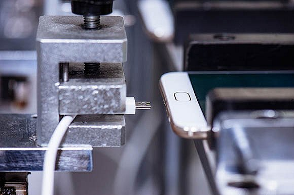 VOOC闪充数据线插拔测试