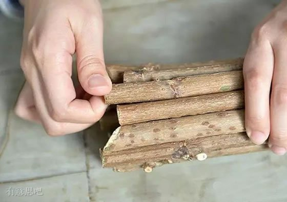 路边的树枝别浪费:利用树枝DIY森系装饰