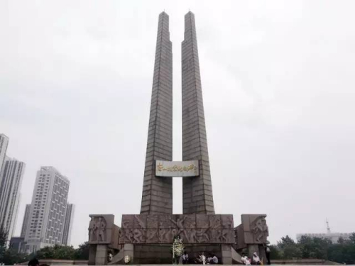 唐山抗震纪念碑