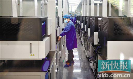 数据机房。它的存量假如一个人每天24小时看电影，可看十万年。