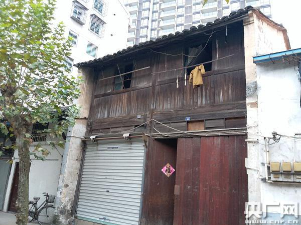  嵊州老城区这样的老屋随处可见
