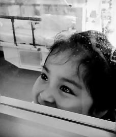  罗一笑生前的照片