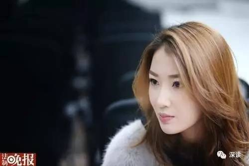 　　1月10日，“飞机性骚扰”事件女主角张某到《法制晚报》接受法晚记者独家直播采访，称自己只是学生，不是网红