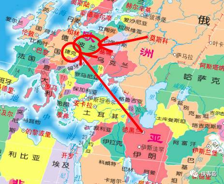 　　四国地缘如图所示，明显波兰捷克离俄罗斯更近