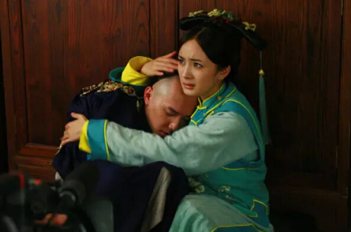 资料图：电视剧《宫锁心玉》剧照。乔诗语曾为该剧中杨幂所扮演的晴川配音。