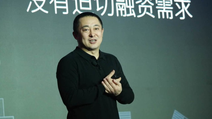 专业的人做专业的事，周鸿祎找来原华为手机团队高管李开新负责手机业务。