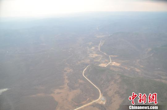 俄过境大火蔓延内蒙古大兴安岭现场　武警内蒙古森林总队大兴安岭支队 供图