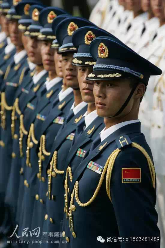 我国各军种的军装,真的是帅呆了