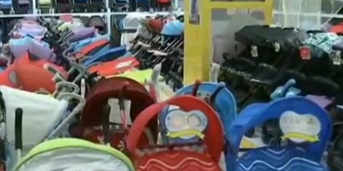 童车消费日渐升级 安全隐患不容忽视_手机新浪