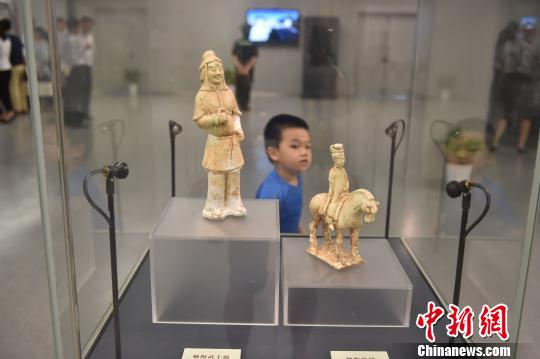 唐墓中发现的陶俑，极为细腻优美，有唐代首都洛阳的风格。　邵丹 摄