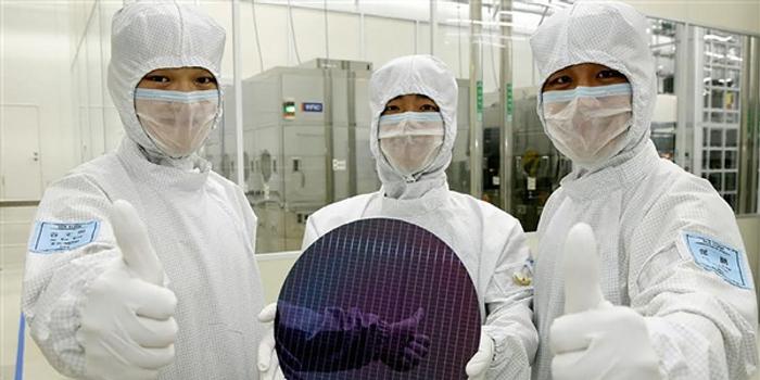 Intel\/台积电背后高人解禁:光刻机霸主ASML即将