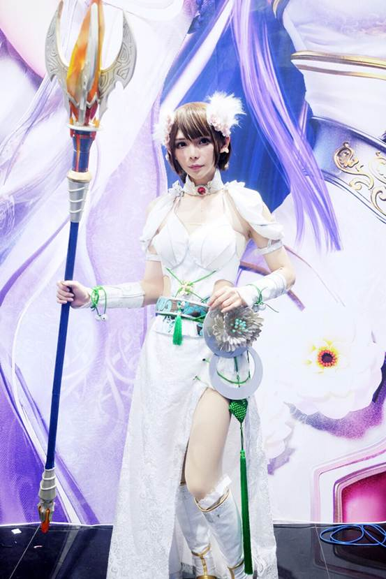 爱丽丝伪娘团蒲兔:全境飞行爱《仙侠世界2》