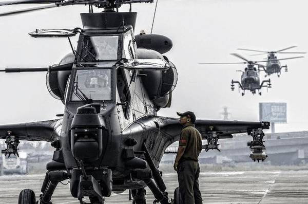 图为中国直10武装直升机