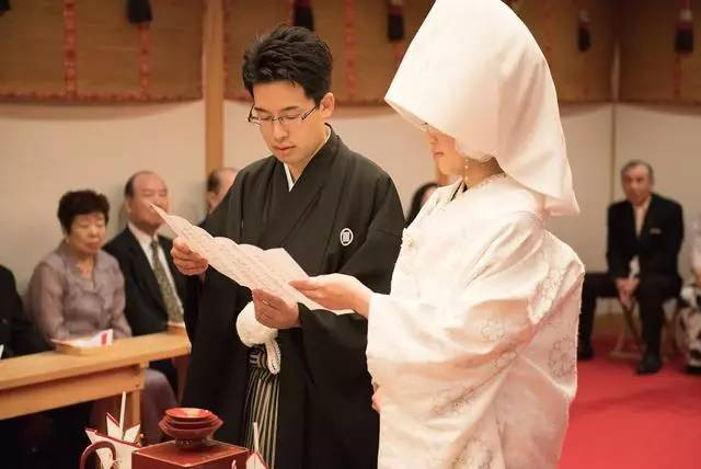 繁琐但尊重传统的日本神前式婚礼的流程是什么样的?|日本文化