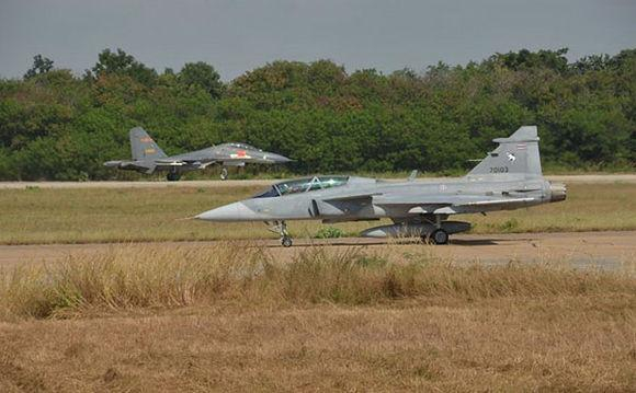 图片：外媒称中国歼-11战斗机在2015年中泰联训中不敌“鹰狮”战斗机。