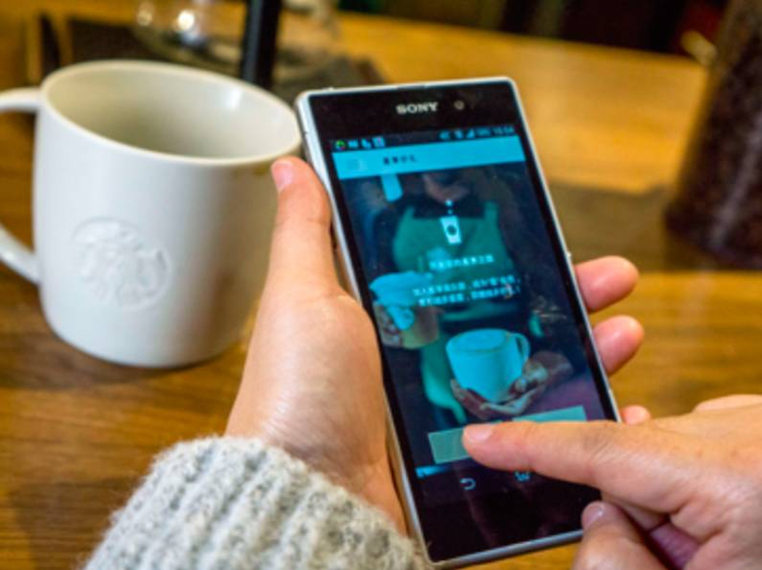 顾客通过手机加入星享会