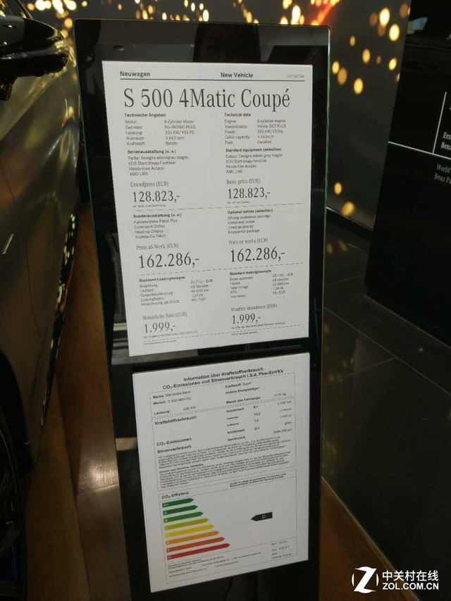 标配价格12.8万欧元，比国内便宜一半