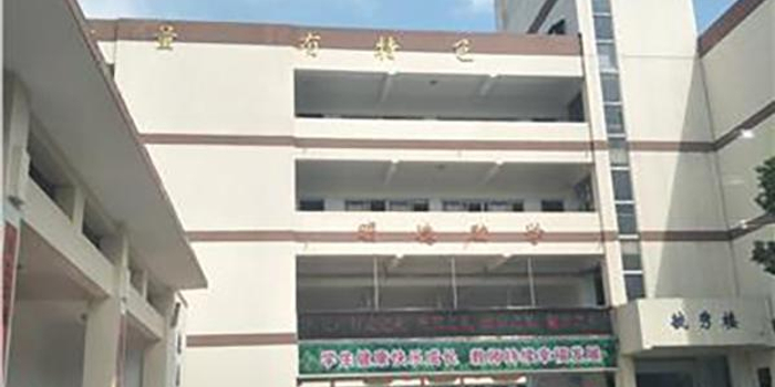 家长不给孩子买保险要写免责书 官方称不具法