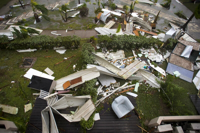 9月6日，超强飓风“艾玛”重创位于加勒比海地区的法属圣马丁岛&nbsp;。（图片来源：法新社） 