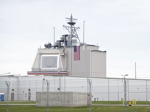 图为陆基“宙斯盾”反导系统