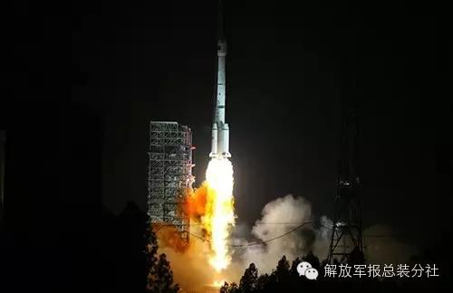 “高分四号”卫星发射。 邹维荣 摄