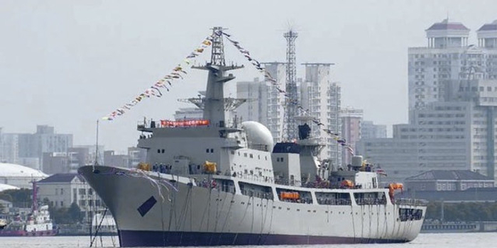 中国海军第7艘特种战舰下水 比辽宁舰还让美国