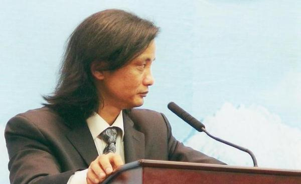 著名法学家、律师邱兴隆。 资料图