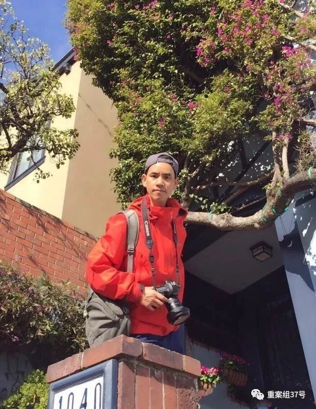  ▲天安门广场国庆花坛总设计师蓝海浪。&nbsp; &nbsp; 受访者供图