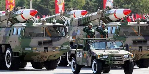 车轮漆白有利于在黑夜无光或弱光的条件观察车轮位置