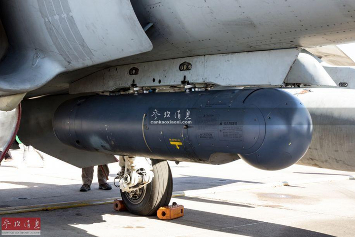 这才是真正的美国空军 蝙蝠侠入伍骷髅向你问好