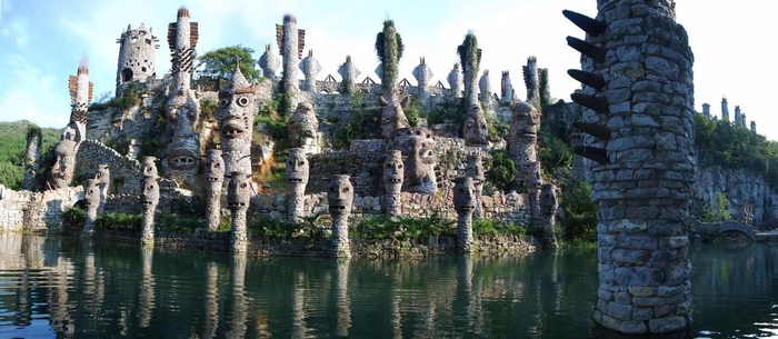 2009年的夜郎谷。