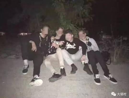 部分打人团伙成员照片（图片来自微信公众号“大堪村”）