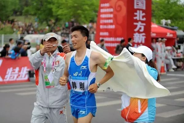他们曾托起了我国中长跑的时代脊梁_新浪新闻