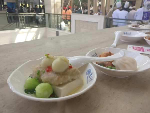 华东师范大学的“玉兔豆腐”。澎湃新闻记者 周航 图