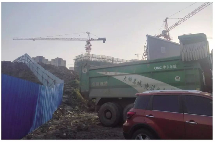 置地滨湖双玺项目，正在施工