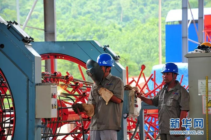 ▲资料图片：中老铁路建设改变老挝面貌。