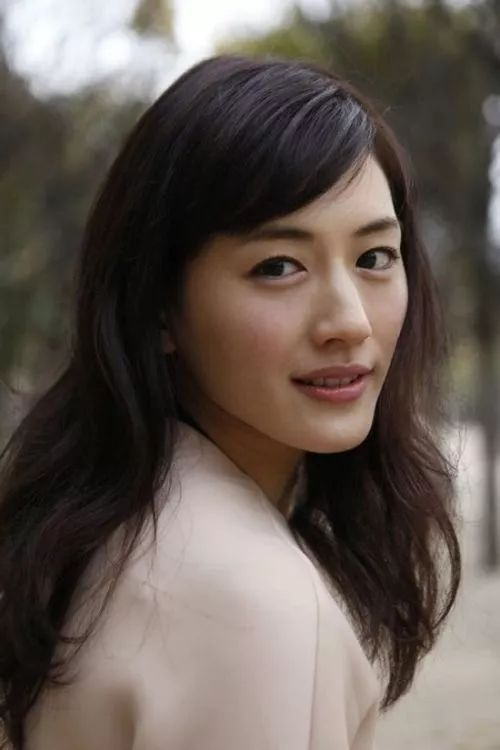 婴儿肥褪去
