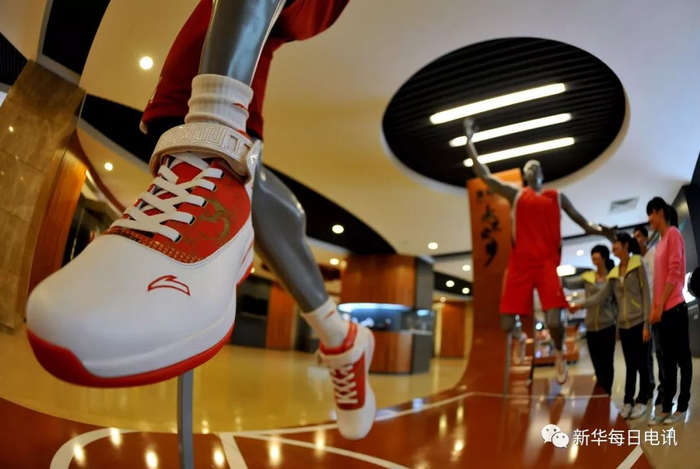  安踏球鞋。（图片由受访者提供）