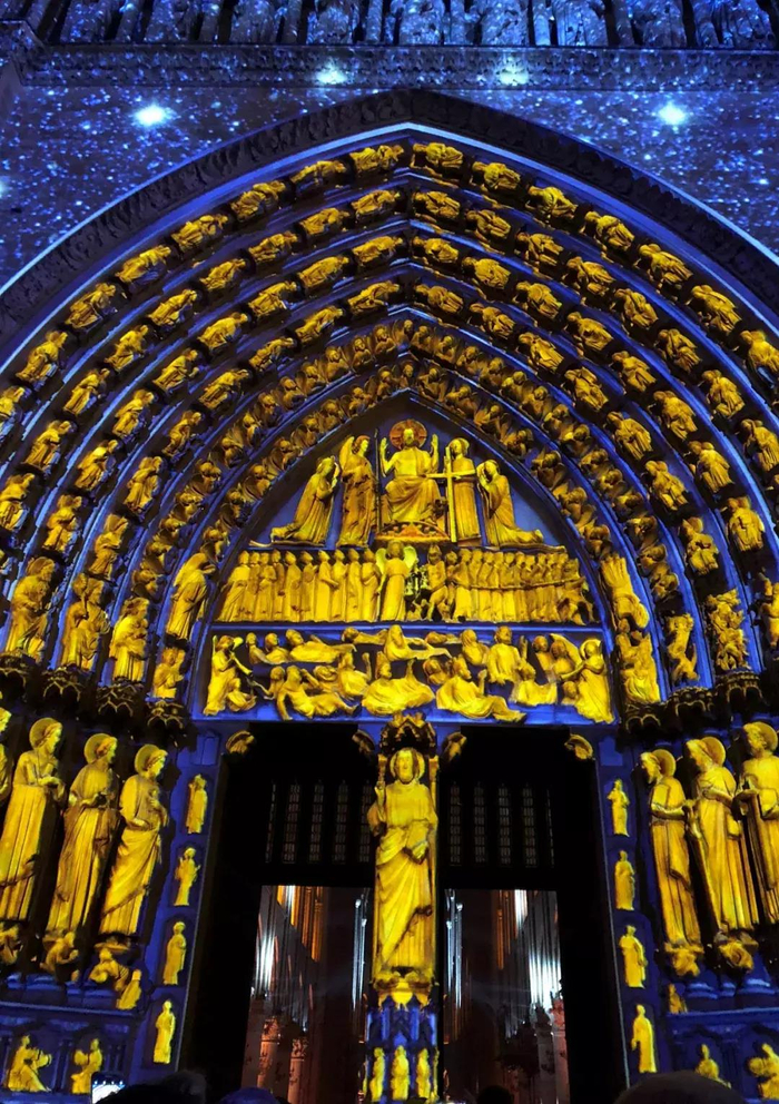 当时里面是这样的——如今这一切，也当然不是原来的样子了。